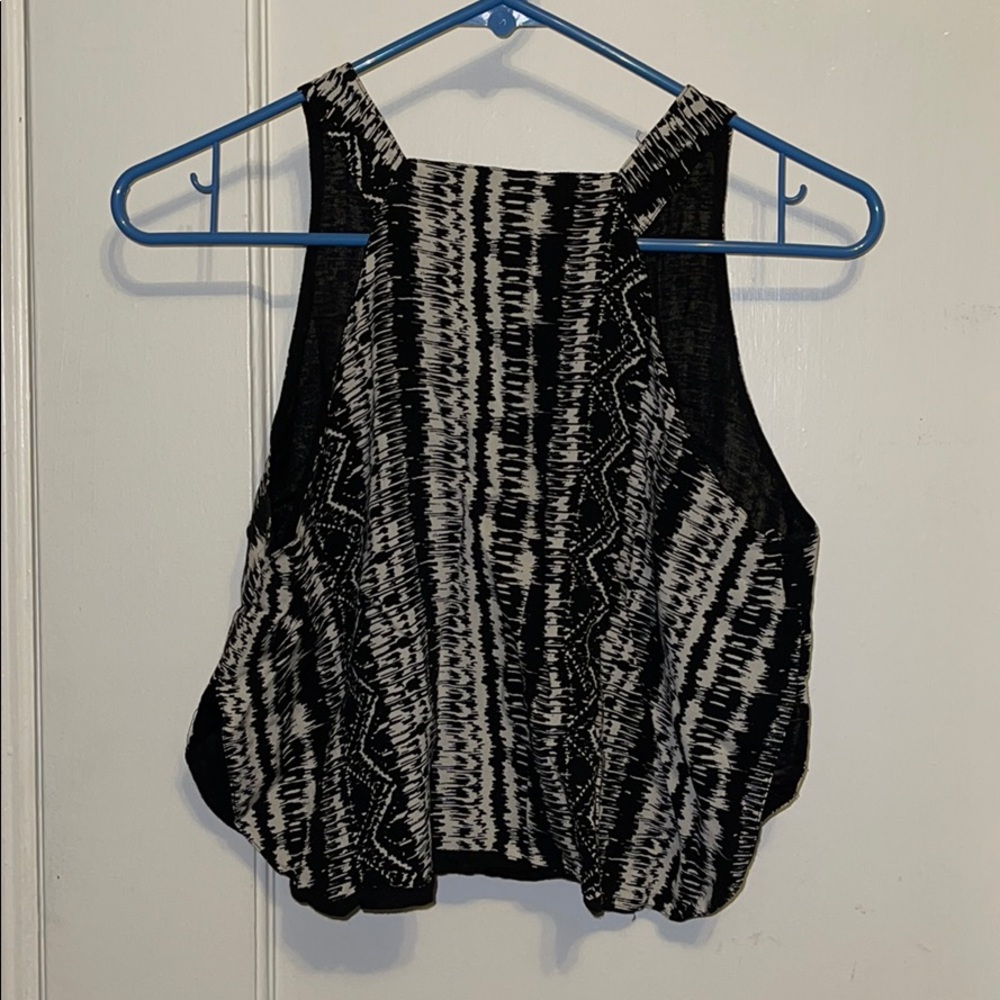 Crop top tank - Picture 2 of 2
